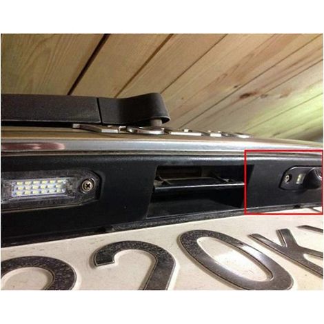 Cámara de visión nocturna reculta de 170° tipo ojo de pez para Volvo (1/5)