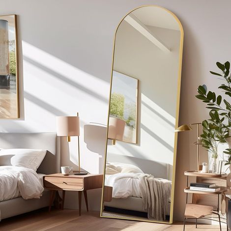 Grand miroir bombé 147 x 44 cm - Miroir sur pied - Pour chambre à coucher, salon, couloir, entrée - Doré (1/5)