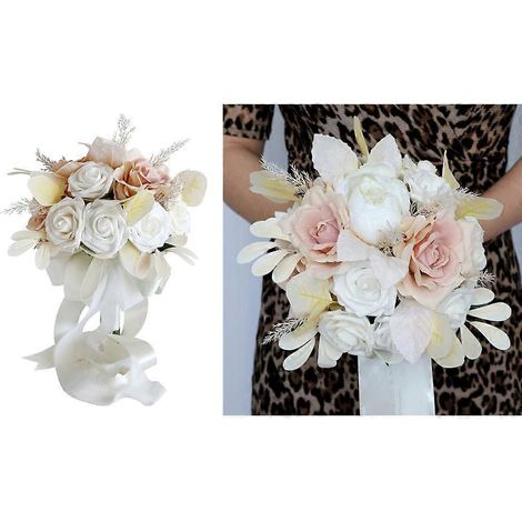 Bouquet de mariée fait main pour banquet de mariage, réception et bal de promo (1/4)