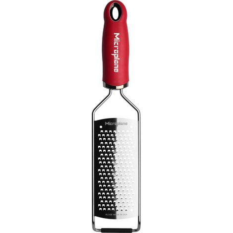 Microplane Grattugia da Cucina Lama Spessa Acciaio Inossidabile Rossa Serie Gourmet Ideale per Formaggio, Carota, Zenzero, Noce di Cocco e Rafano (1/3)