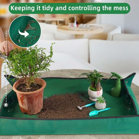 Tapis de rempotage – Idéal pour rempoter vos plantes d'intérieur et limiter les dégâts. Épaisseur : 68 x 68 cm. Imperméable, pliable et facile à nettoyer. Convient aux plantes grasses. Vert foncé. (1/3)