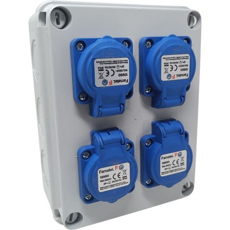Caja 4 Schukos precableados libre halógenos 140x170x90 IP54 FAMATEL