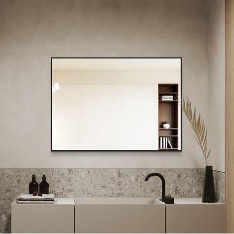 Specchio da bagno 50x70 cm con cornice in alluminio nero, DESVIAE (1/5)