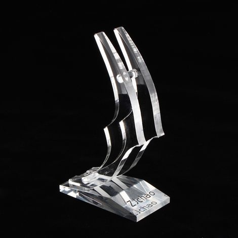 Rose dorée, tige longue et brillante, support en or 24 carats (1/5)