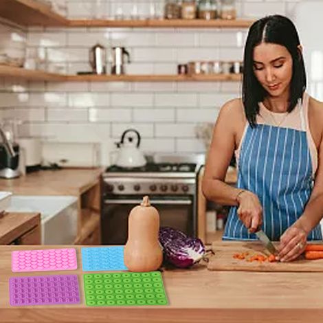 Set mit 10 Silikon-Bonbonformen, QQ kreative weiche Silikon-Bonbonform, AB Epoxidharz-Eiswürfelform zum Backen und zur Schokoladenherstellung. (1/5)