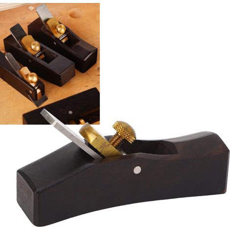 Der Hobel aus Ebenholz mit Innenkurve eignet sich zum Hobeln, Trimmen und Fasen ebener Flächen. (1/5)