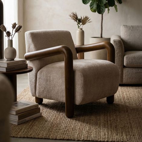 Fauteuil lounge 84x72,5x76 cm en tissu beige et bois d'hévéa naturel (1/5)