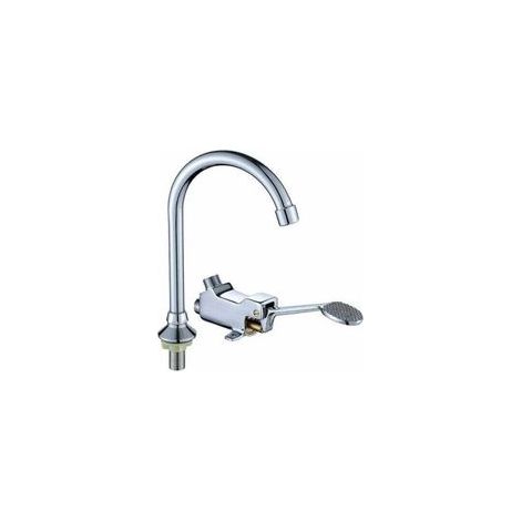 Grifo con pedal para fregadero de cocina, grifo de baño, grifo de lavabo, válvula de control de pie - Crezuo (1/4)