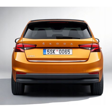 Skoda Fabia IV HB - Finitura cromata per il portellone posteriore (1/3)