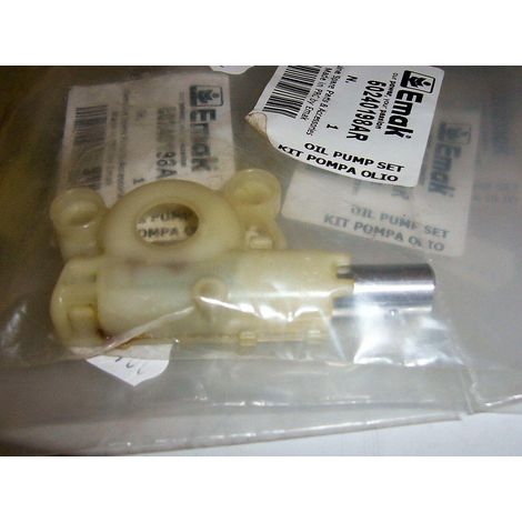 POMPA OLIO MOTOSEGA OLEOMAC G35 GS350 MT3500 MT350 ORIGINALE 50240198AR (1/2)