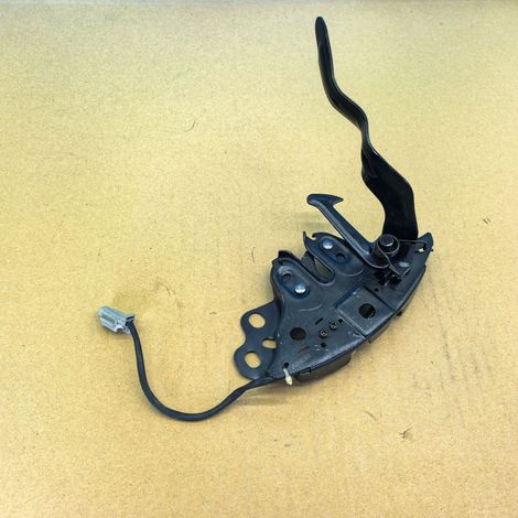 65601-3TS0A is suitable for Nissan 2013-2019 Teana L33 front hood lock and engine hood lock strap. (1/4)