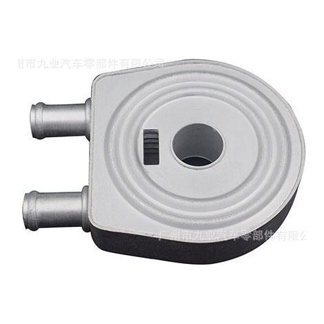 Refroidisseur d’huile pour Renault, 7700 853 915 / 7700736657 / 7700114036 (1/2)