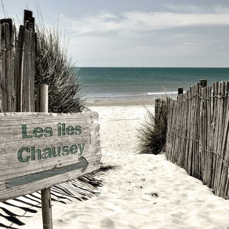 Tableau sur toile îles de Chausey 30x30 cm - Impression sur Toile Murale Décorative - Image imprimée en HD sur Toile - Toile sur Châssis en Bois FSC - Fabriqué en France (1/4)
