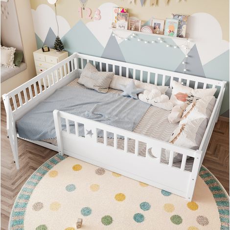 Lit enfant en pin et contreplaqué blanc 140x190 cm avec barrières de sécurité, sans sommier (1/5)