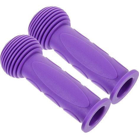 Les poignées du guidon sont en caoutchouc, offrant un confort optimal. Il y a quatre poignées violettes. (1/5)