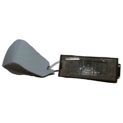 [PRODUIT D'OCCASION] Eclaireur Plaque De Police Gauche RENAULT Megane ♻️ Ref Oe. 8200480127 - Garantie à vie (1/3)