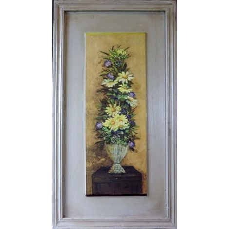 Imagen de una composición floral alta en una maceta, de 2 pulgadas de tamaño (30 x 56 cm). (1/2)