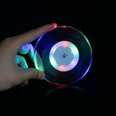 Set mit 3 dünnen, LED-beleuchteten Untersetzern aus Kristallacryl für Cocktailgläser, Barkeeper (1/5)