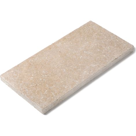 Margelle de piscine en pierre naturelle – Dimensions 60x30x3 cm – Bord droit – Finition vieillie – Couleur beige (1/4)
