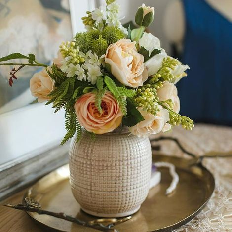 Vase en céramique blanche texturée, pot décoratif en porcelaine, contenant pour fleurs séchées, pièce unique pour salon ou table, finition mate, 20 cm. (1/5)