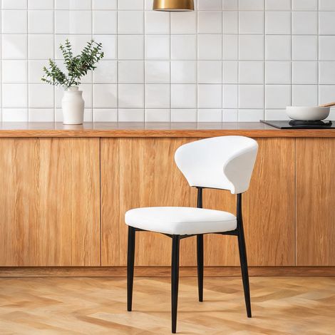 Chaises de table blanches en simili cuir et métal noir lot de 2 (1/5)