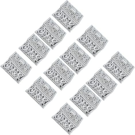 Set mit 12 quadratischen, silbernen, hohlen Bonbonieren aus Kunststoff für Hochzeiten und Junggesellinnenabschiede (1/5)