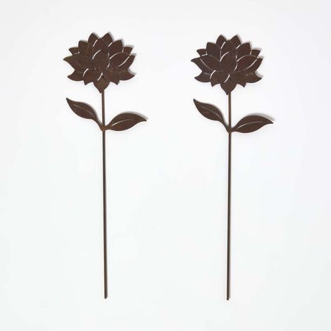 HOMESCAPES Gartenstecker Rost – Dahlien Gartendeko 2er-Set, wetterfeste Gartenfiguren aus Metall für draußen, Rost Deko für Garten, Terrasse & Balkon (1/5)