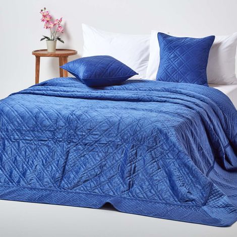 HOMESCAPES Luxury Navy Blue Quilted Velvet Bedspread Geometric Pattern 'Paragon Diamond' Throw, 250 x 260 cm - Navy