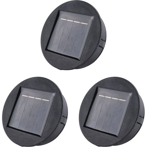 Confezione da 3 celle di batteria rotonde di ricambio per illuminazione solare a LED Smart Garden con caricabatterie Poly Li-Ion (1/4)