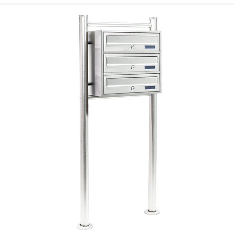 Wiltec 3er Briefkastenanlage Edelstahl 556 x 270 x 1200 mm, Standbriefkasten mit 3 Fächern, Schlüssel und Namensschild, Briefkasten Postkasten mit Ständer (1/5)