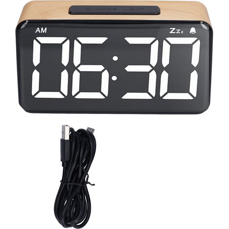 Réveil numérique à écran LED 6 pouces, design bois, chargement USB et alarme silencieuse, décoration élégante.