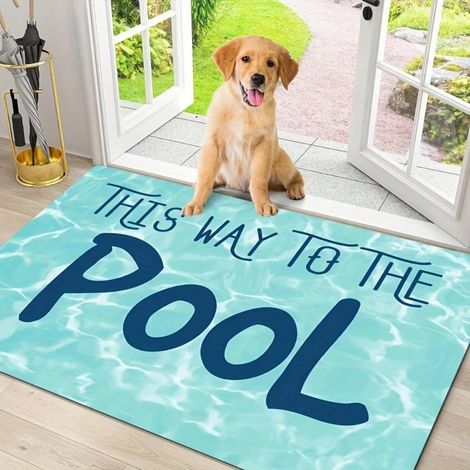 1 pièce Tapis d'accueil amusant pour piscine d'été, tapis en flanelle antidérapant avec design "This Way To The POOL", paillasson intérieur/extérieur, 30x18 pouces (1/5)