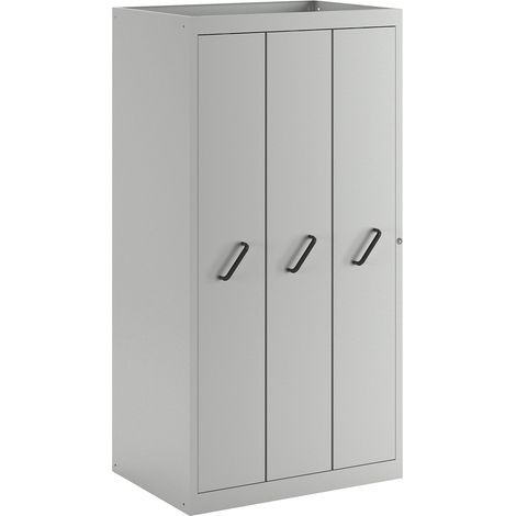 LISTA, Armoire à panneaux coulissants avec caches frontaux,