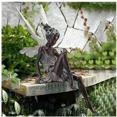 Ornement de jardin, fée assise magique, en résine, fée des fleurs brune, 22 cm de hauteur.