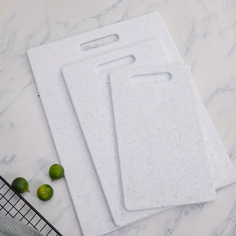 Set di 3 taglieri in plastica riutilizzabili e infrangibili per frutta, verdura, carne e pasta, ideali per la cucina (1/5)
