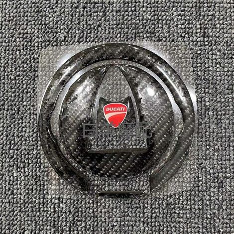 Applicable to Ducati PANIGALE V2/V4/959 modified fuel tank cap with anti-slip and anti-scratch fishbone stickers on the side( Fuel tank cap sticker) (1/5)