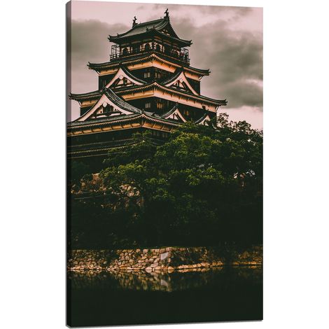 Quadro su tela raffigurante l'architettura del Castello di Hiroshima, 60x100 cm.
