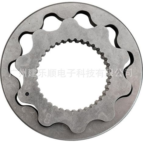 16241-35070 oil pump is suitable for Kubota engines V1305, V1505, D1105, and V1505-T. Available now. (1/4)