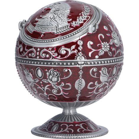 Ce cendrier semi-fermé de style vintage, de couleur rouge vin et orné de sculptures, est durable et peut servir de décoration de bureau, convenant parfaitement à l'ameublement de la maison. (1/5)
