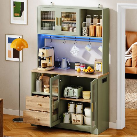 Credenza da cucina alta 110x40x178 cm con illuminazione a LED RGB, prese CA e USB, vetrina a 4 ante, MDF anticato - verde