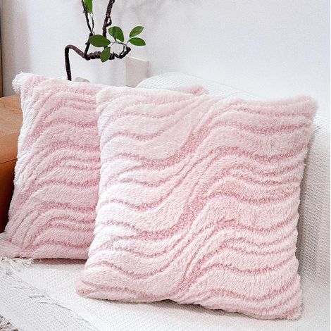 Lot de 2 Housses de coussin roses 45 x 45 cm en fausse fourrure à rayures,style, douces et moelleuses, pour canapé, extérieur, lit, chaise, salon (1/5)