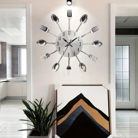 3D-Wanduhr in Form von Besteck, moderner Stil, mit Löffel und Gabel, für die Küche.