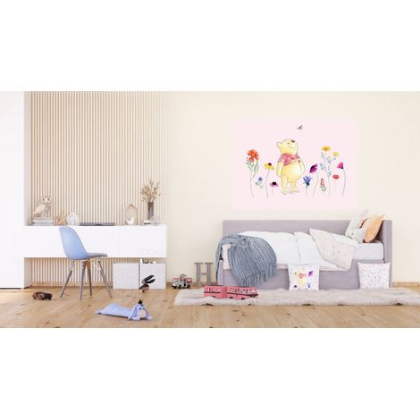 Poster Intissé - Disney Winnie l'ourson - modèle Winnie et les fleurs - 155 cm x 110 cm (1/3)