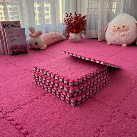 Lot de 12 dalles de sol emboîtables en mousse en peluche - 30 x 30 cm - Dalles de sol en mousse emboîtables pour le jeu (rose, 30 cm x 30 cm x 1,25 cm) (1/5)