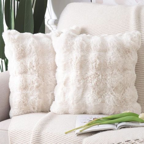 Set of two decorative soft wool cushion covers, luxurious cushion covers, suitable for sofas and bedrooms, off-white, 45 x 45 cm. (1/4)
