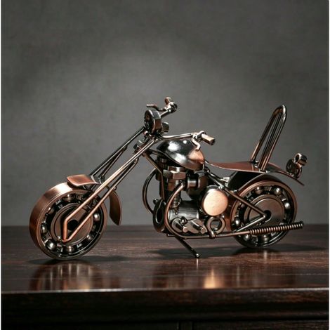 Ornement modèle moto métallique vintage, figurine moto en fer forgé à la main multi-styles, décoration de bureau rétro pour présentation dans bureau d'étude, bureau et maison (1/4)