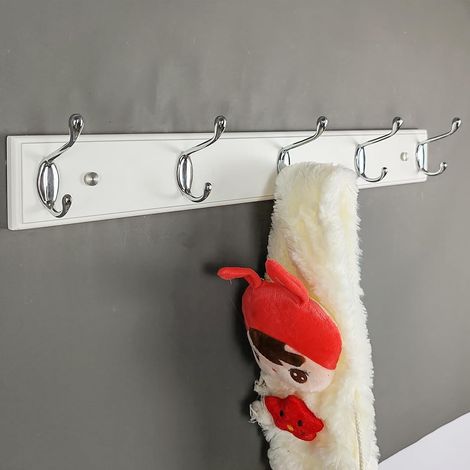 Porte-manteau mural bois blanc avec 5 crochets argentés, 55 cm longueur, patère mural pour manteau, chapeau, sac, grande portemanteau moderne pour entrée, couloir, chambre à coucher (1/5)