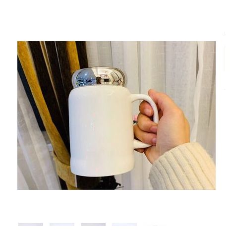 Weiße Keramiktasse, 500 ml, spiegelnd poliert, 13,5 x 7,5 cm