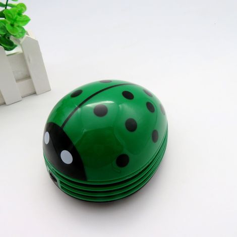 Mini aspirateur de bureau vert en forme de coccinelle, idéal pour la maison et le bureau. (1/5)