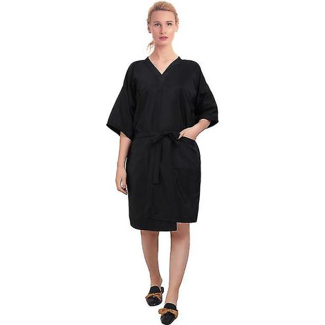 Das neue 1-teilige Salonkleid